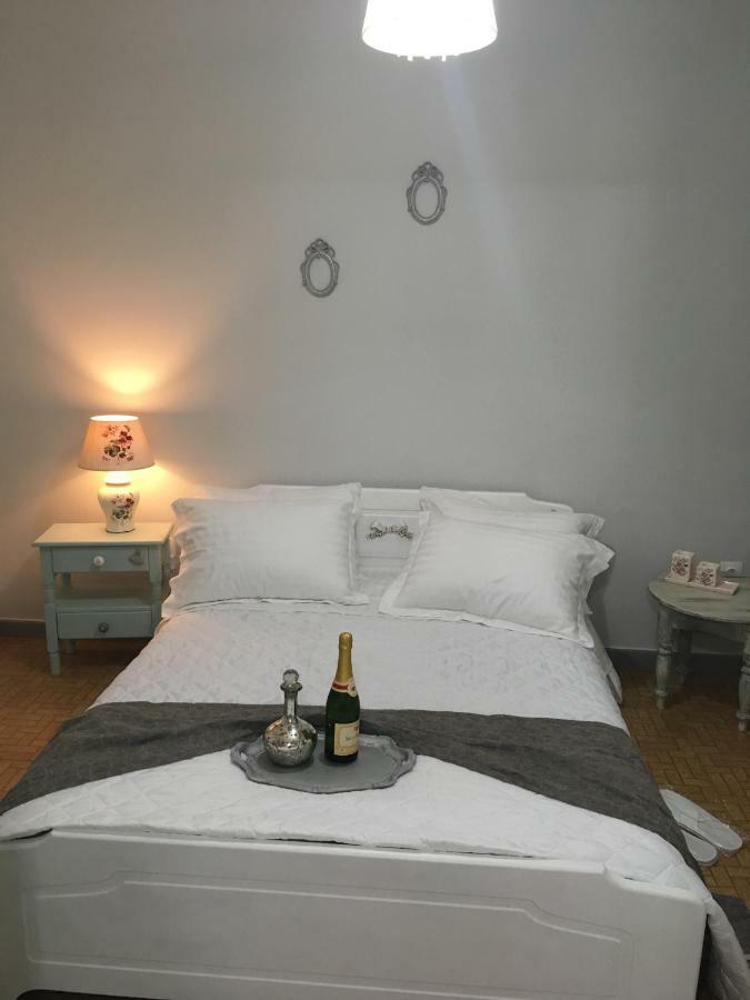Villa Ermilia Kerveli ภายนอก รูปภาพ