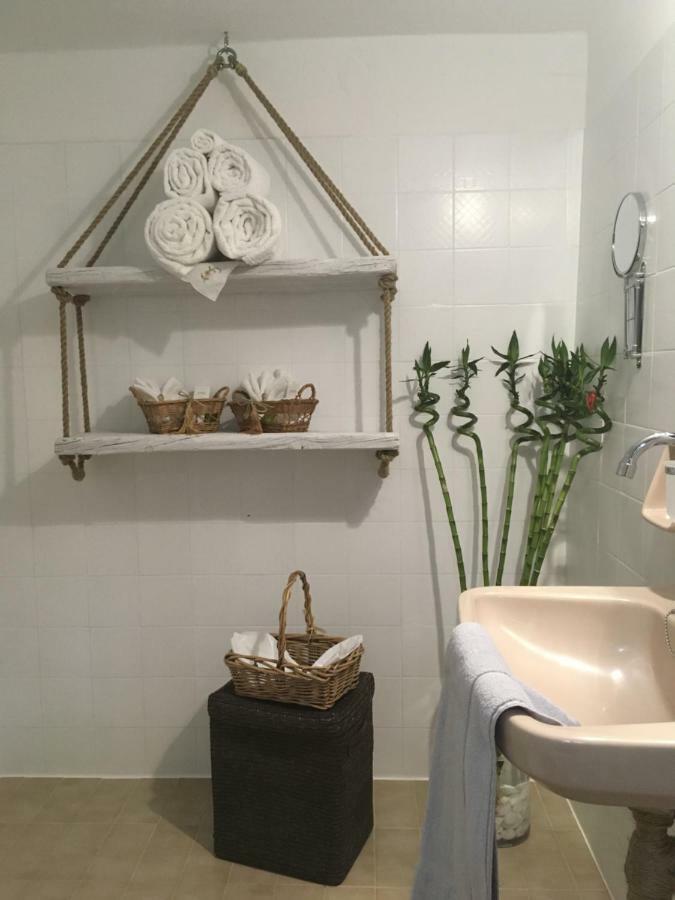 Villa Ermilia Kerveli ภายนอก รูปภาพ