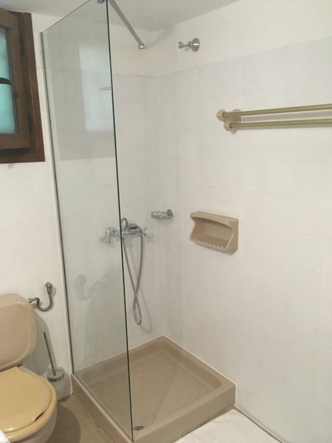 Villa Ermilia Kerveli ภายนอก รูปภาพ